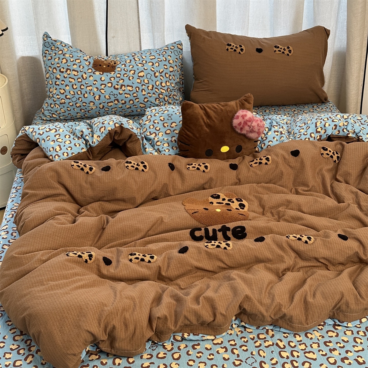 91家纺网 家纺一手货源 找家纺 （总）优色良品家纺 2025新款豹纹毛巾绣四件套