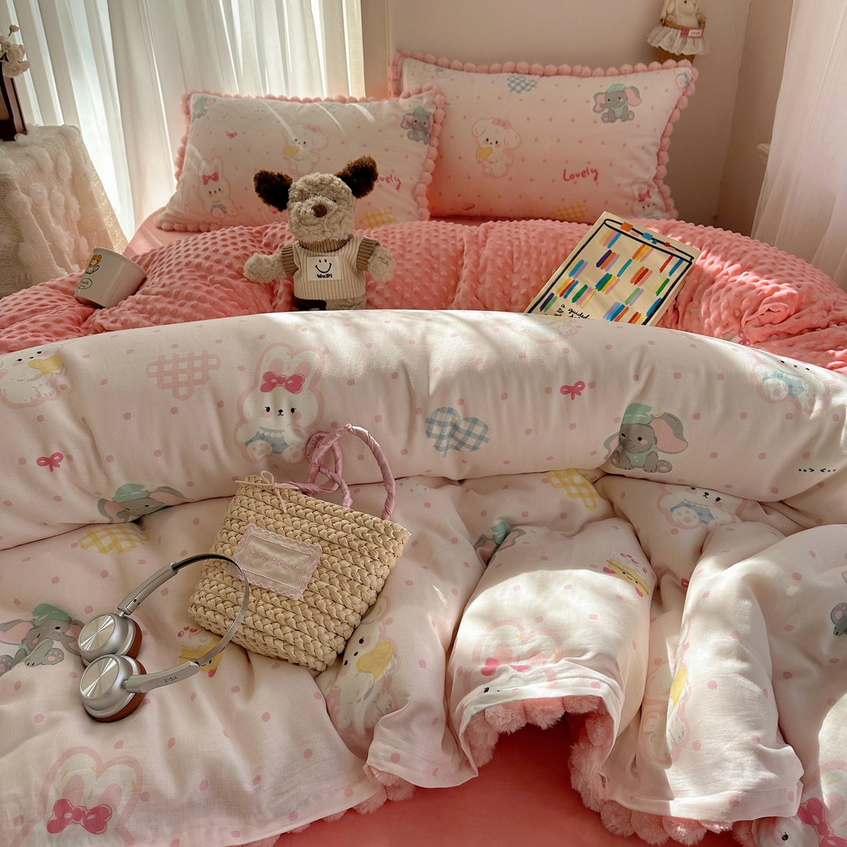 91家纺网 家纺一手货源 找家纺 Sweet dreams甜梦 2025新款双层纱豆豆绒棉加绒四件套 童趣王国