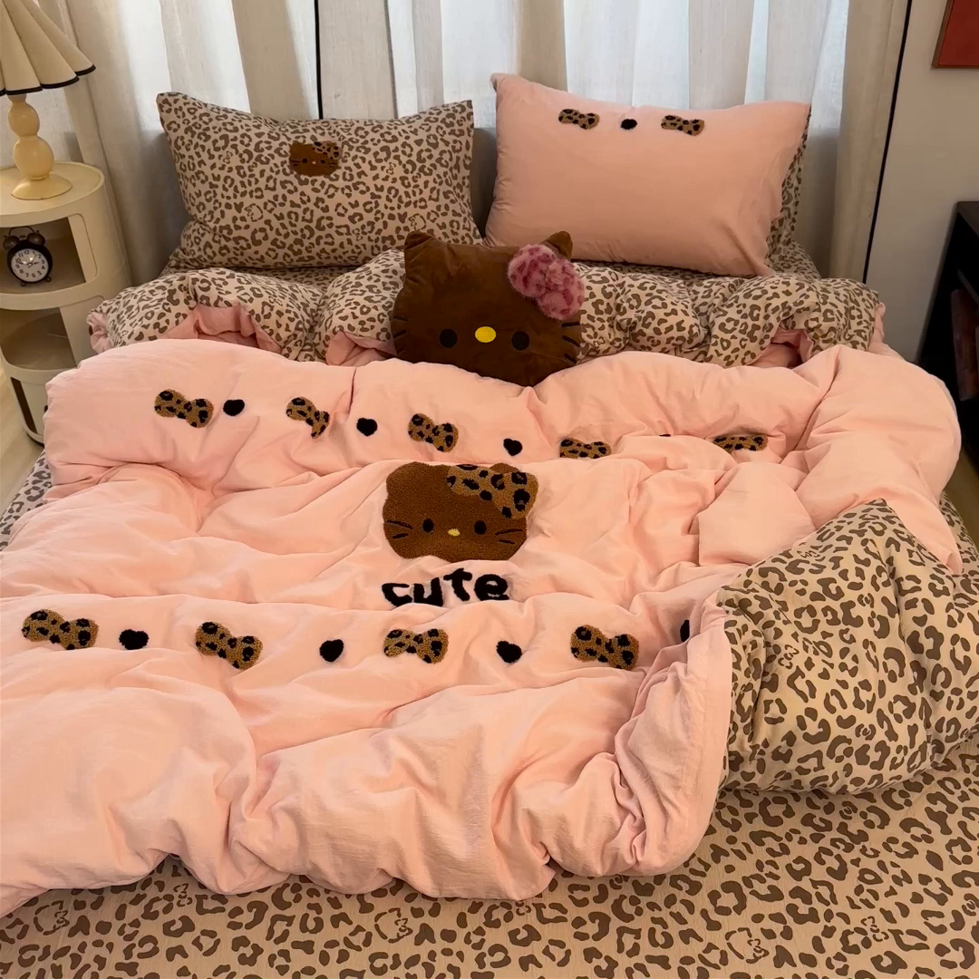 91家纺网 家纺一手货源 找家纺 （总）优色良品家纺 2025新款豹纹毛巾绣四件套