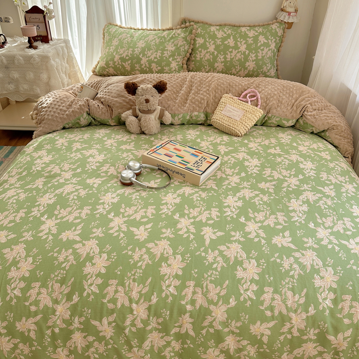 91家纺网 家纺一手货源 找家纺 Sweet dreams甜梦 2025新款双层纱豆豆绒棉加绒四件套 温婉话语