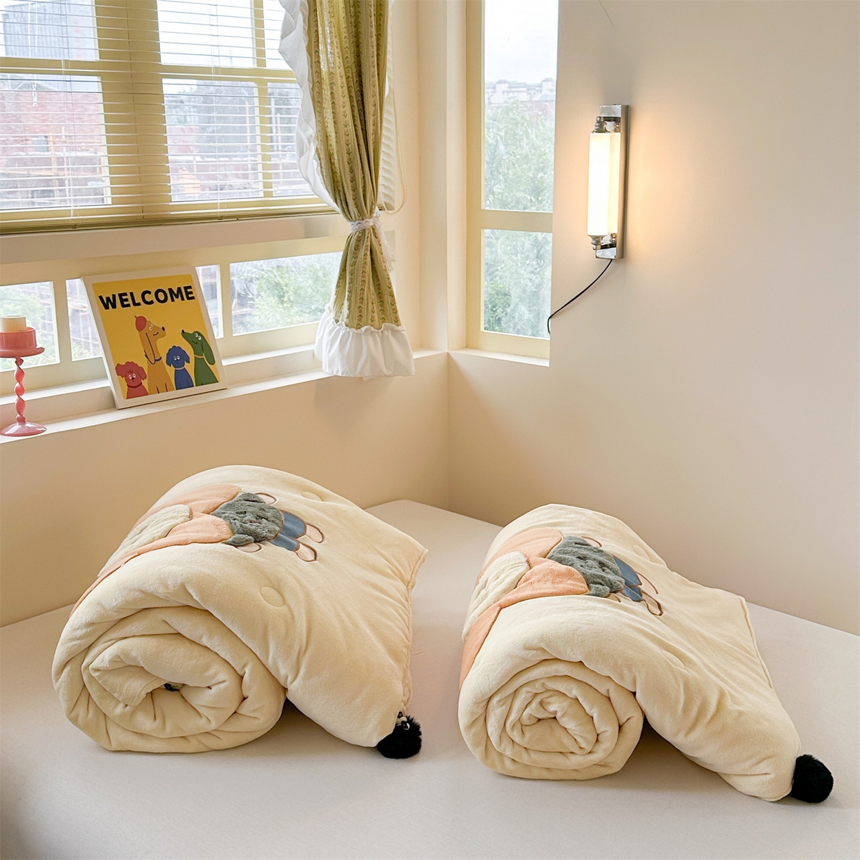 91家纺网 家纺一手货源 找家纺 暖生活 2025新款立体牛奶绒小毛球系列秋冬被被子被芯 星星宝贝