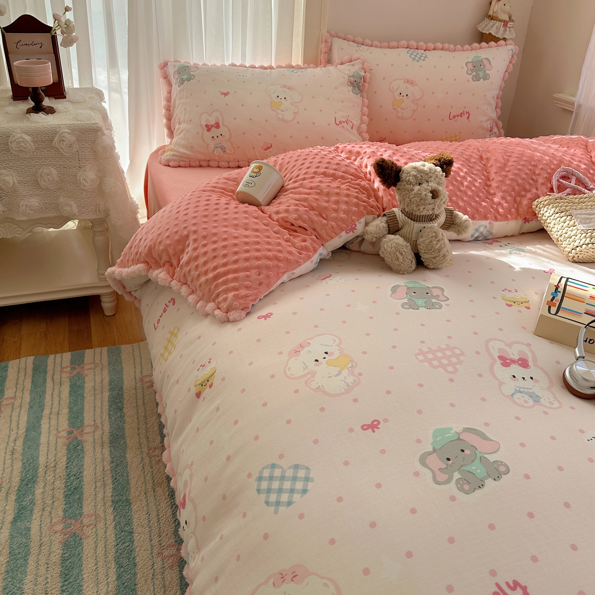 91家纺网 家纺一手货源 找家纺  Sweet dreams甜梦 2025新款A类双层纱豆豆绒棉加绒四件套 童趣王国