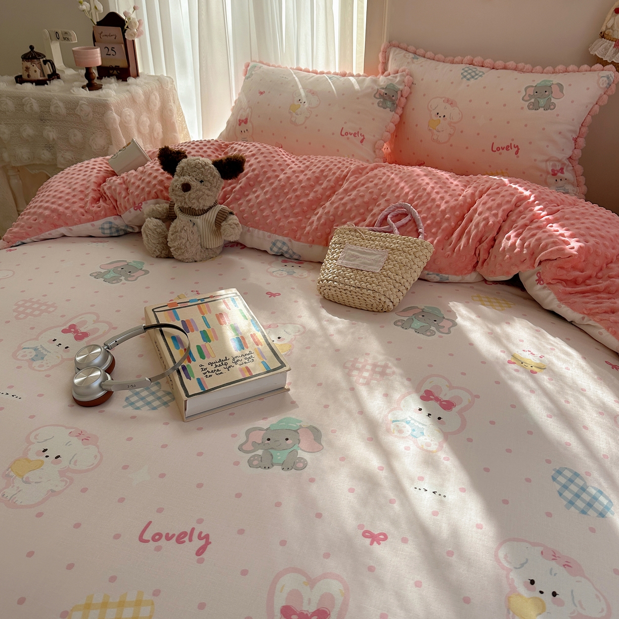 91家纺网 家纺一手货源 找家纺  Sweet dreams甜梦 2025新款A类双层纱豆豆绒棉加绒四件套 童趣王国