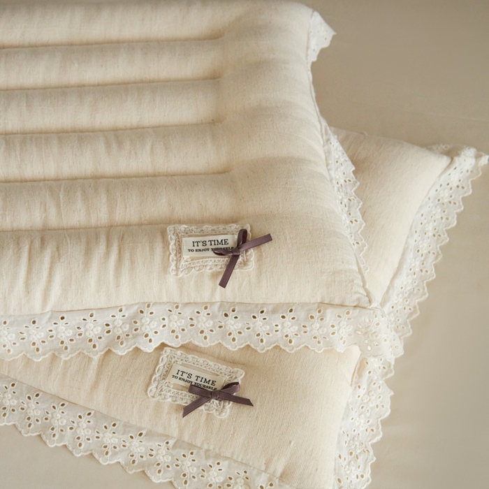 91家纺网 家纺一手货源 找家纺 （总）昕科 2025新款蕾丝花边棉麻定型低枕枕头枕芯