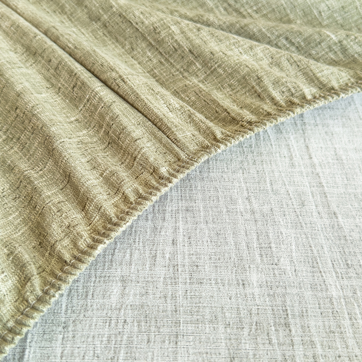 91家纺网 家纺一手货源 找家纺 灿哈家纺 2025新款纯色简约麻床笠单品床笠床笠单件单床笠 草绿