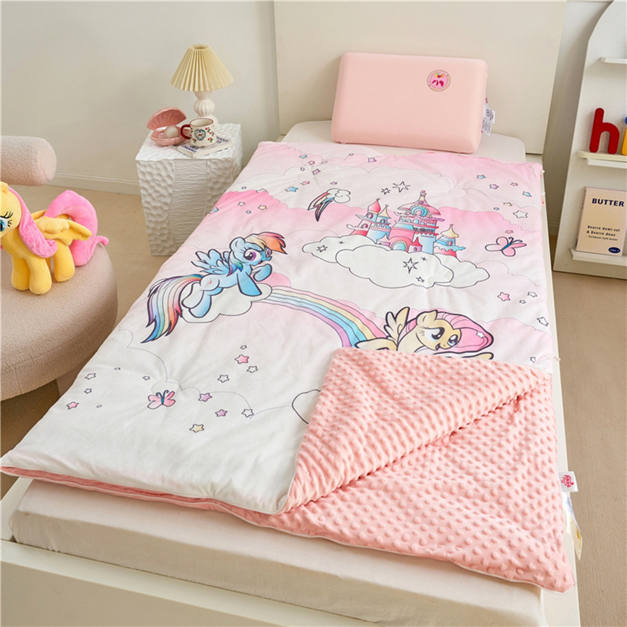 91家纺网 家纺一手货源 找家纺 百利卡通（原迪士尼家纺） 2025新款小马宝莉防踢被 云端城堡