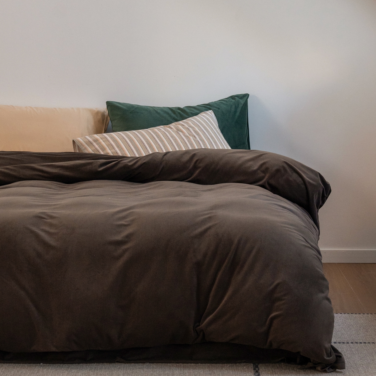 91家纺网 家纺一手货源 找家纺 （总）例外 2025新款高克重天鹅绒四件套-时光里