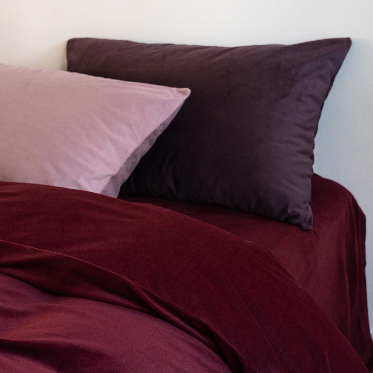 91家纺网 家纺一手货源 找家纺 例外 2025新款高克重天鹅绒四件套-时光里 时光里-酒红