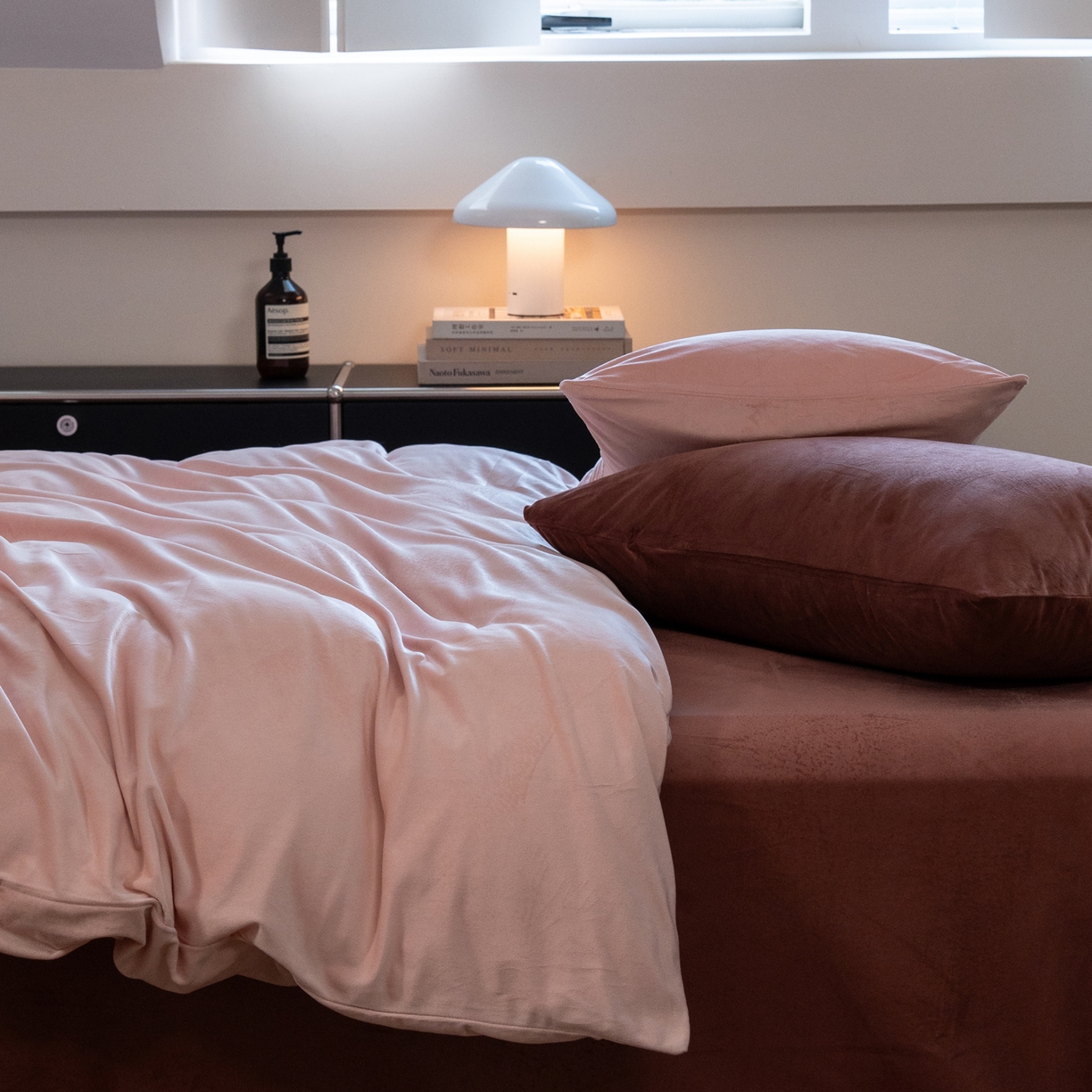 91家纺网 家纺一手货源 找家纺 例外 2025新款高克重天鹅绒四件套-时光里 时光里-玉粉