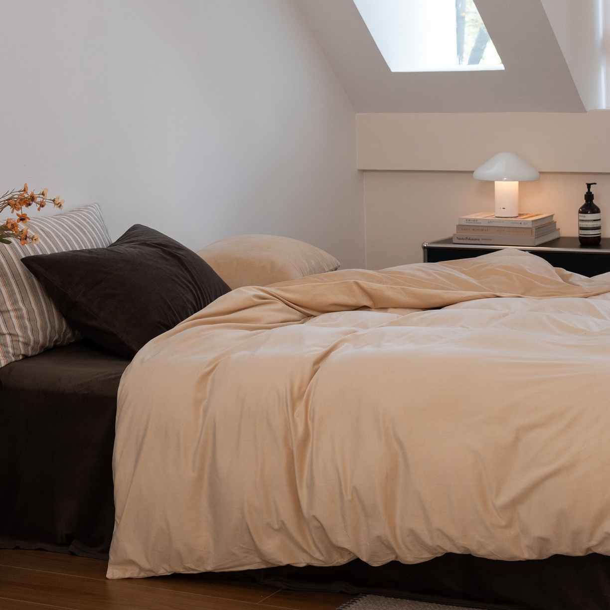 91家纺网 家纺一手货源 找家纺 例外 2025新款高克重天鹅绒四件套-时光里 时光里-奶茶