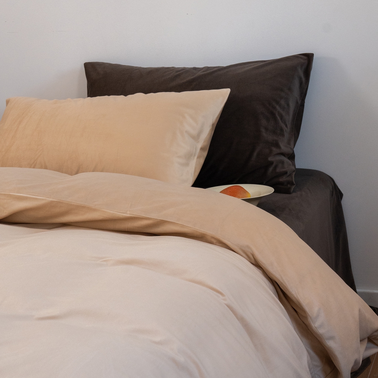 91家纺网 家纺一手货源 找家纺 例外 2025新款高克重天鹅绒四件套-时光里 时光里-奶茶