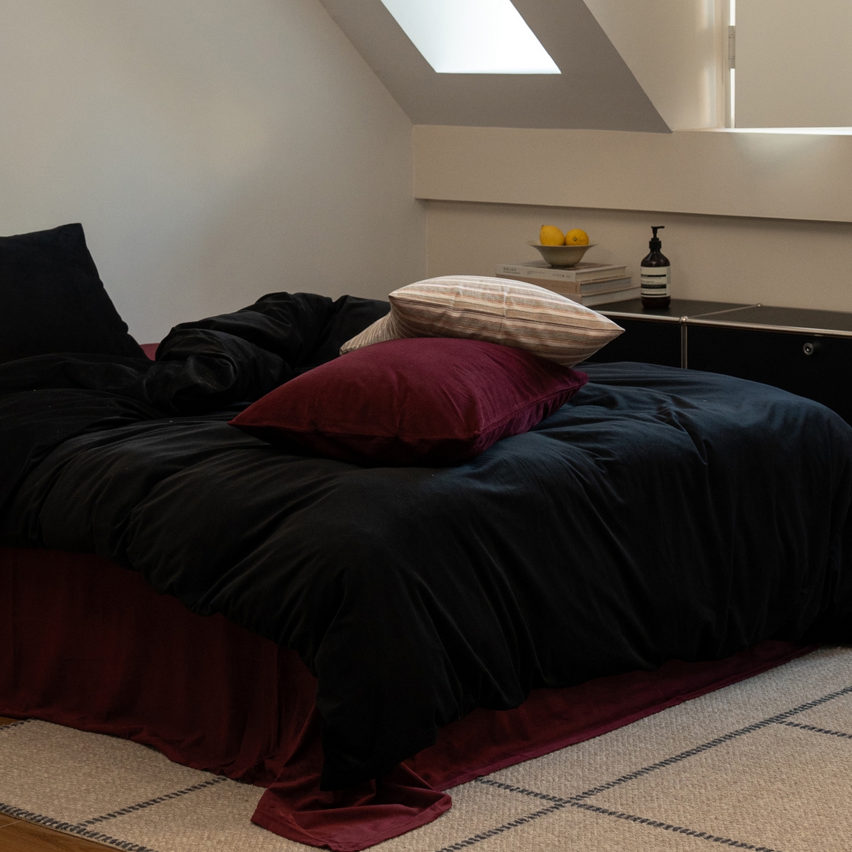 91家纺网 家纺一手货源 找家纺 例外 2025新款高克重天鹅绒四件套-时光里 时光里-黑