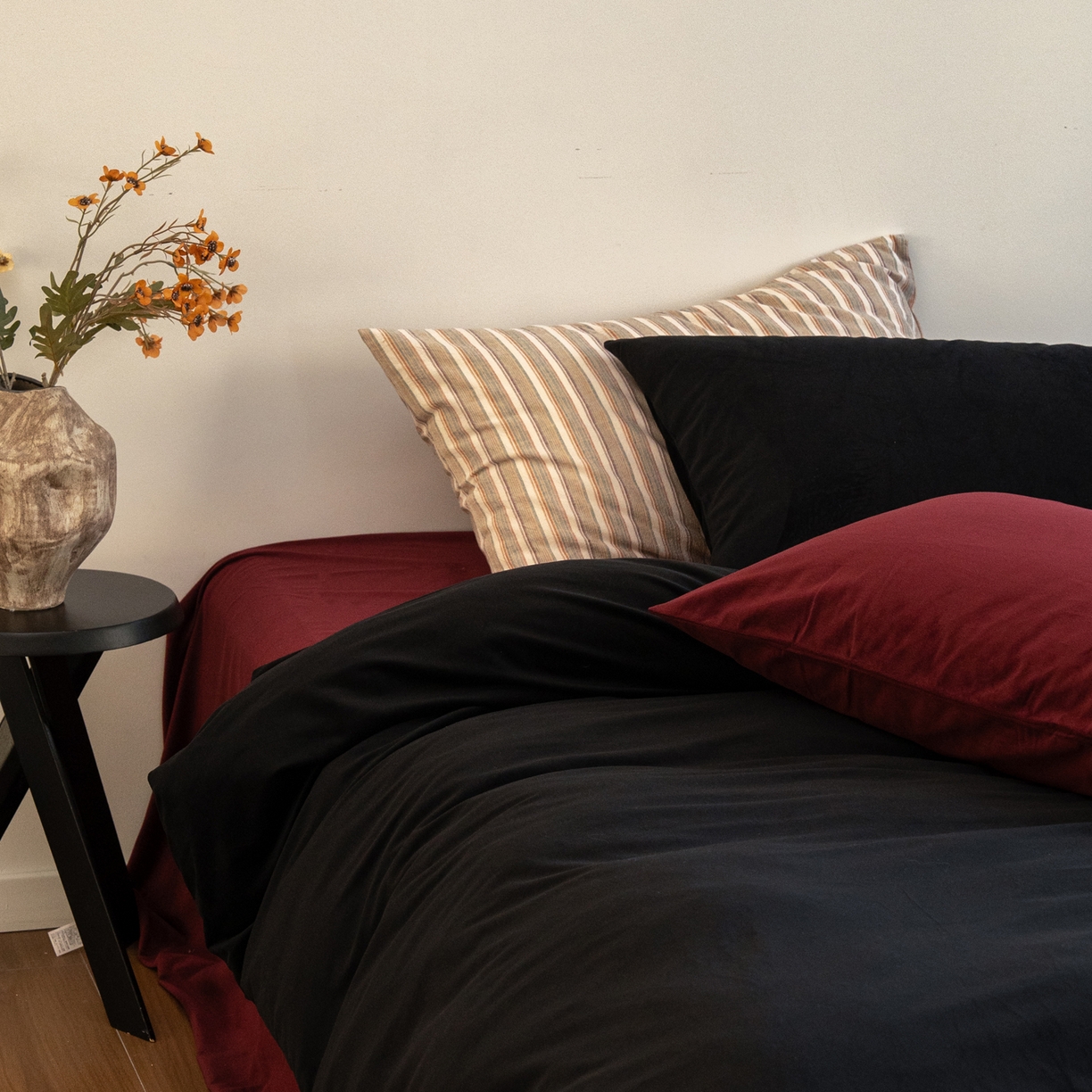 91家纺网 家纺一手货源 找家纺 例外 2025新款高克重天鹅绒四件套-时光里 时光里-黑