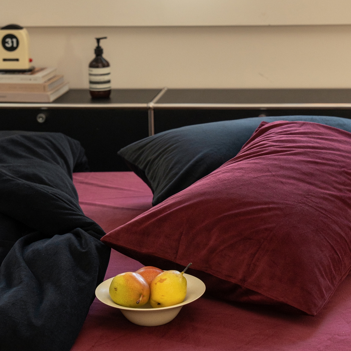 91家纺网 家纺一手货源 找家纺 例外 2025新款高克重天鹅绒四件套-时光里 时光里-黑