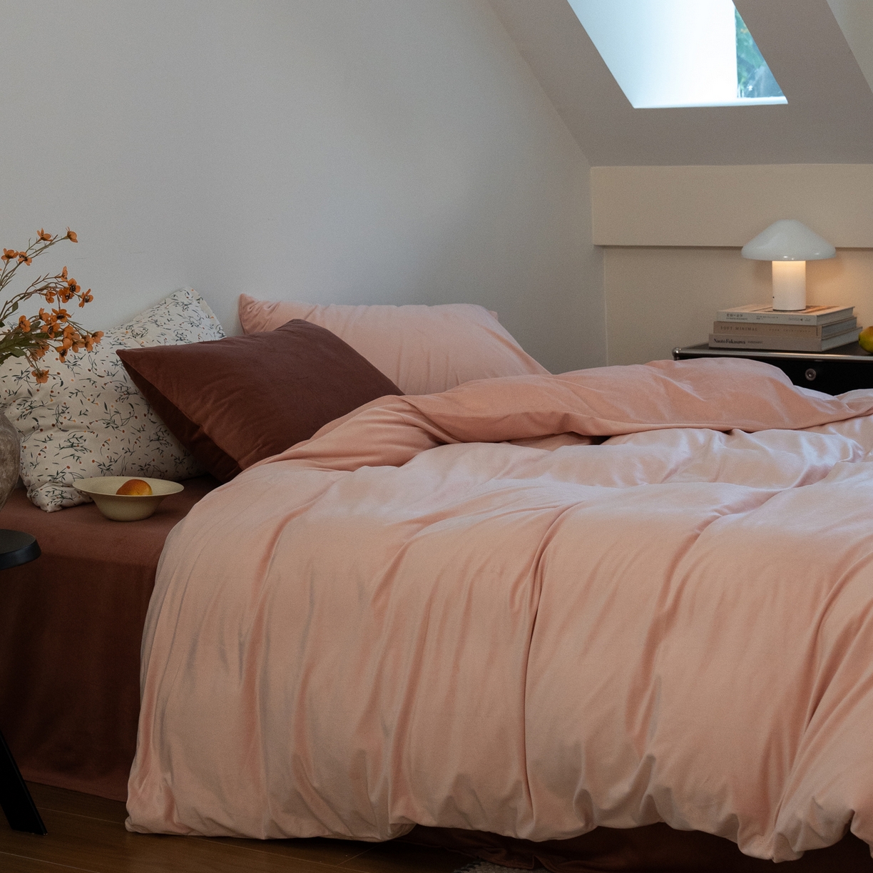 91家纺网 家纺一手货源 找家纺 例外 2025新款高克重天鹅绒四件套-时光里 时光里-玉粉