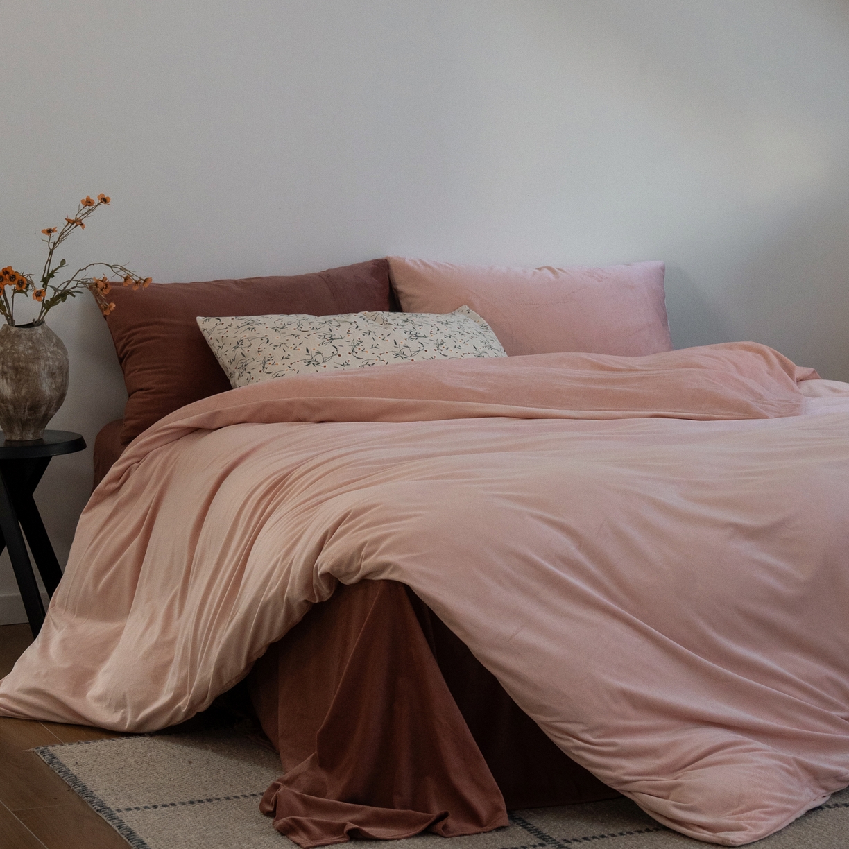 91家纺网 家纺一手货源 找家纺 例外 2025新款高克重天鹅绒四件套-时光里 时光里-玉粉