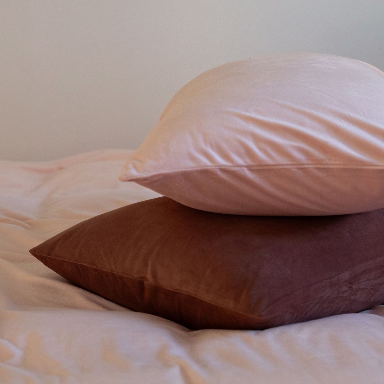 91家纺网 家纺一手货源 找家纺 例外 2025新款高克重天鹅绒四件套-时光里 时光里-玉粉