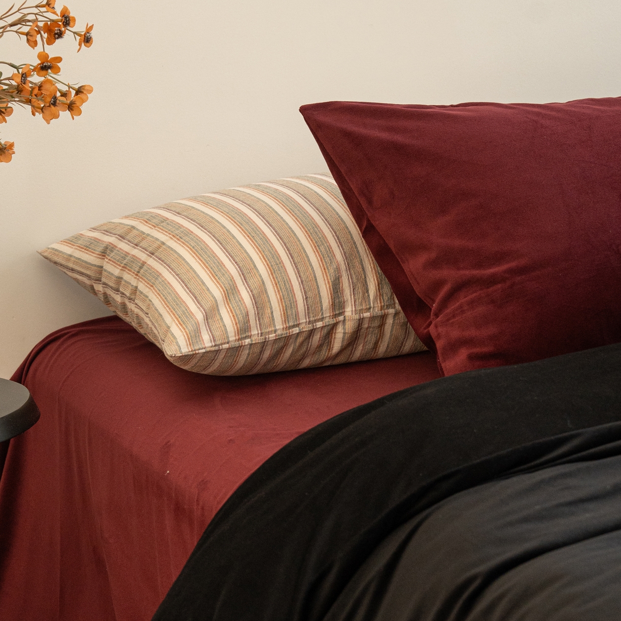 91家纺网 家纺一手货源 找家纺 例外 2025新款高克重天鹅绒四件套-时光里 时光里-黑