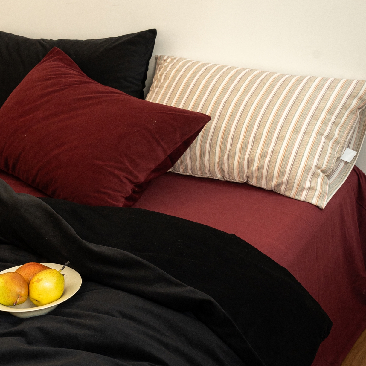 91家纺网 家纺一手货源 找家纺 例外 2025新款高克重天鹅绒四件套-时光里 时光里-黑