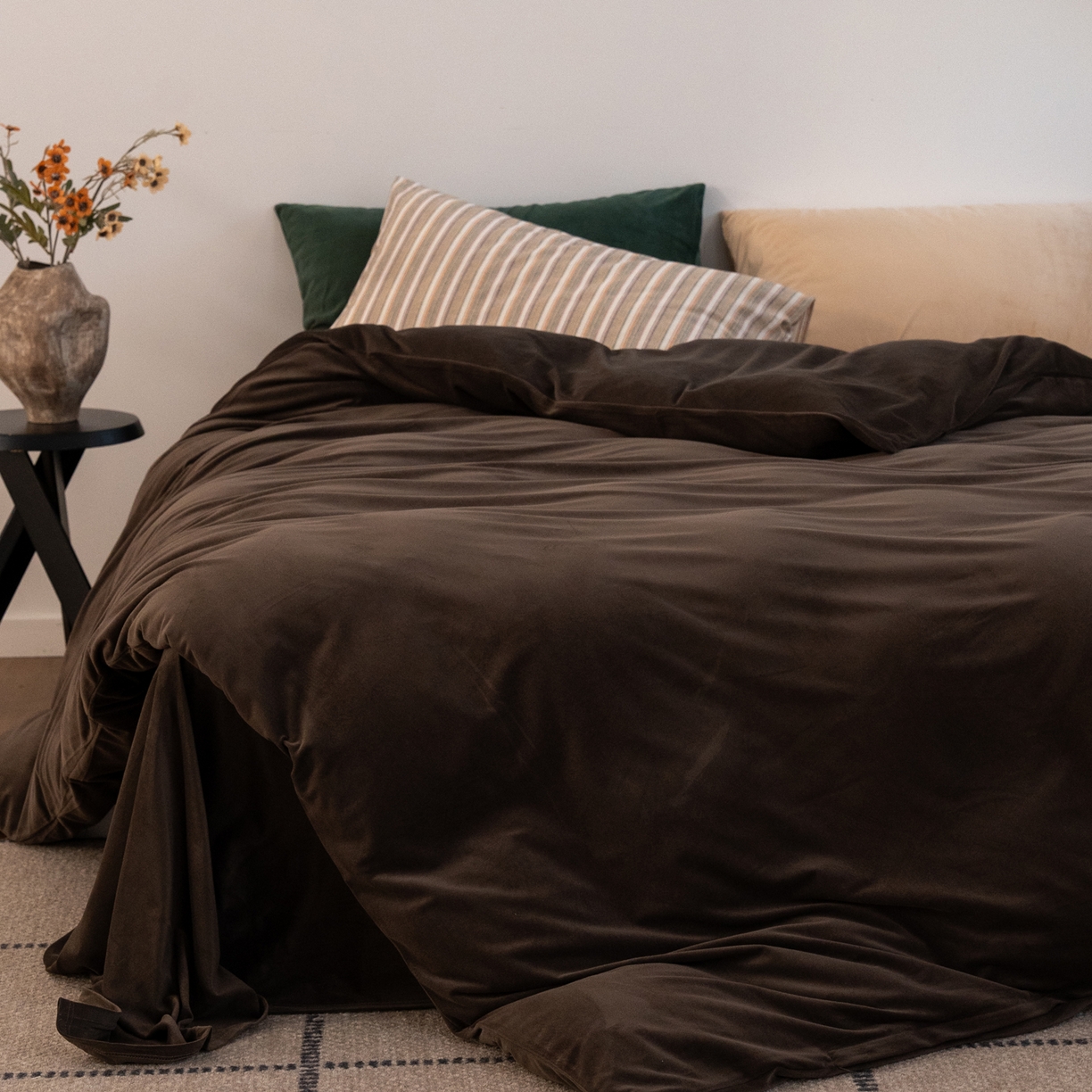 91家纺网 家纺一手货源 找家纺 例外 2025新款高克重天鹅绒四件套-时光里 时光里-咖