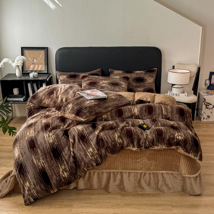 乐窝家纺仓储 2025新款【8斤重】轻奢复古高克重美拉德兔兔绒牛奶绒床单款床笠款床盖款四件套单床单单被套枕套（日发50套优惠8元一套） 轮回