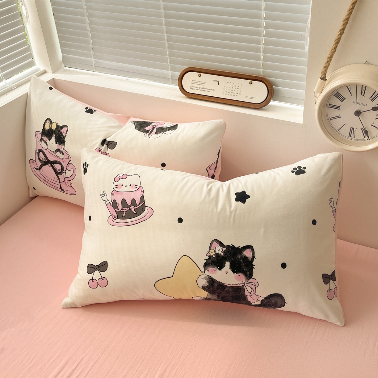 91家纺网 家纺一手货源 找家纺 优承佳生活馆 2026新款洛丽塔风水洗印花四件套学生三件套单被套系列 茶杯猫猫