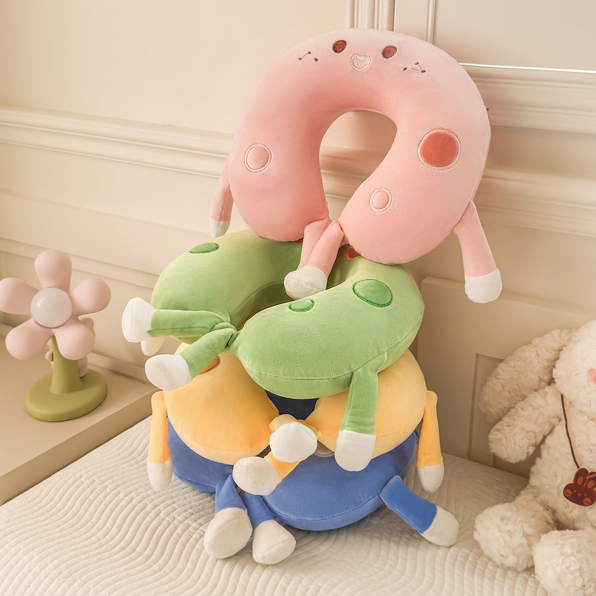 91家纺网 家纺一手货源 找家纺 云熙枕业 2025新款婴儿绒U型记忆棉便携午睡护颈枕枕头枕芯 组合图仅供展示不可下单