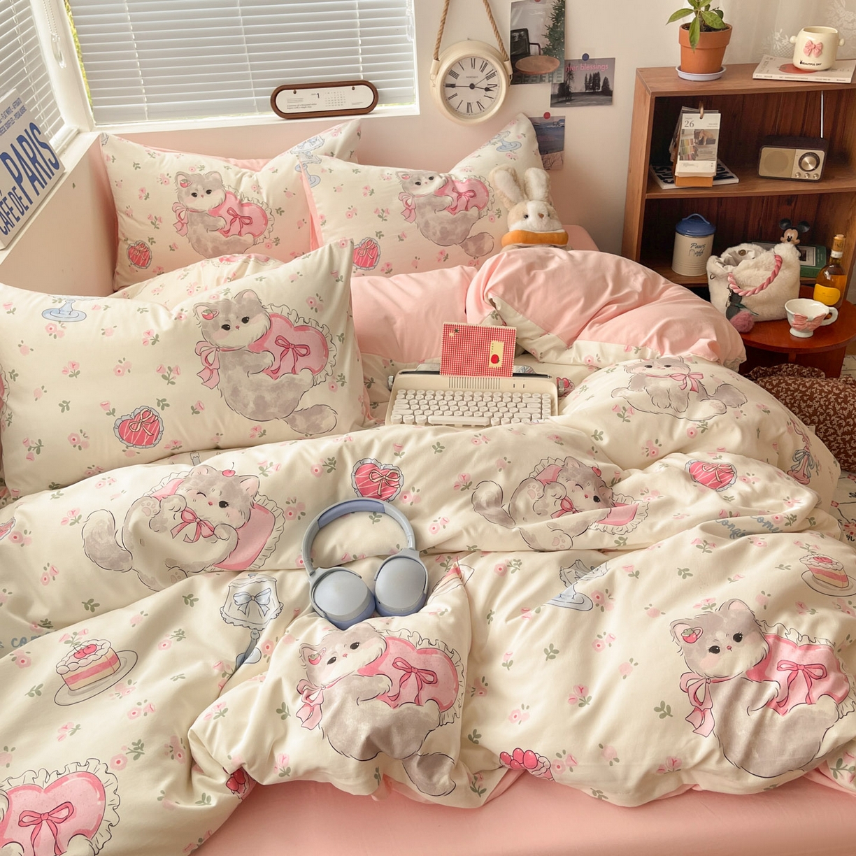 91家纺网 家纺一手货源 找家纺 优承佳生活馆 2026新款洛丽塔风水洗印花四件套学生三件套单被套系列 甜心萌物