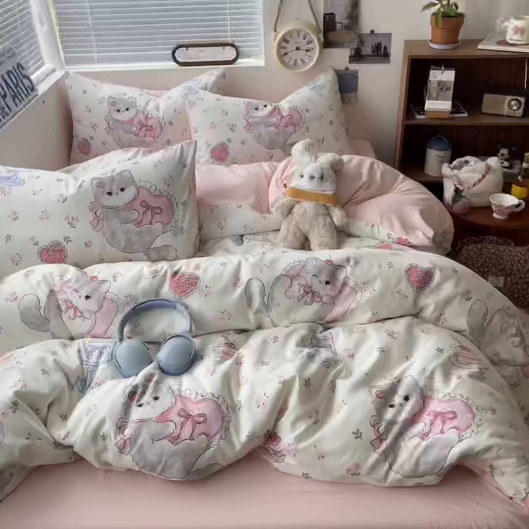 91家纺网 家纺一手货源 找家纺 优承佳生活馆 2026新款洛丽塔风水洗印花四件套学生三件套单被套系列 甜心萌物