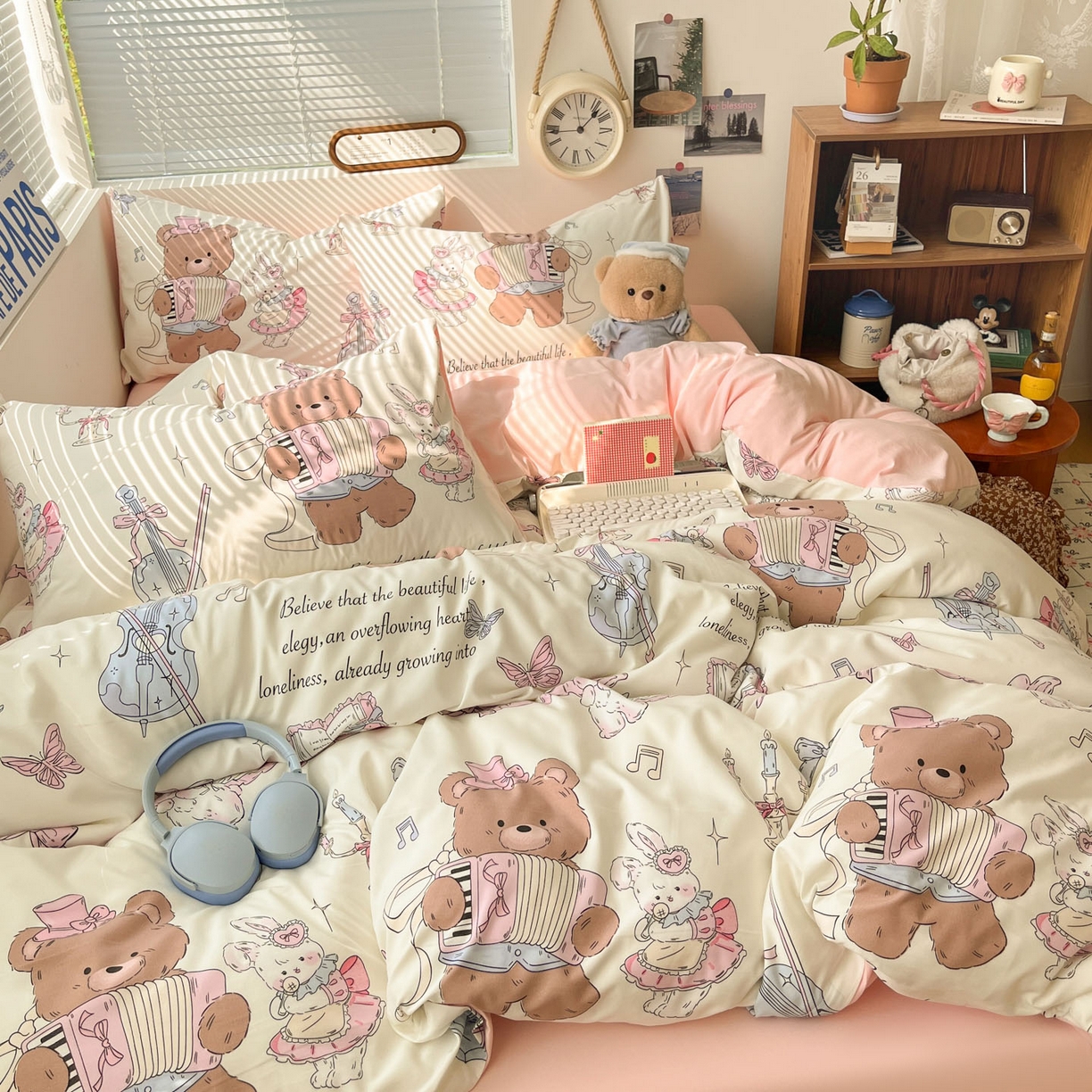 91家纺网 家纺一手货源 找家纺 优承佳生活馆 2026新款洛丽塔风水洗印花四件套学生三件套单被套系列 音乐鉴赏