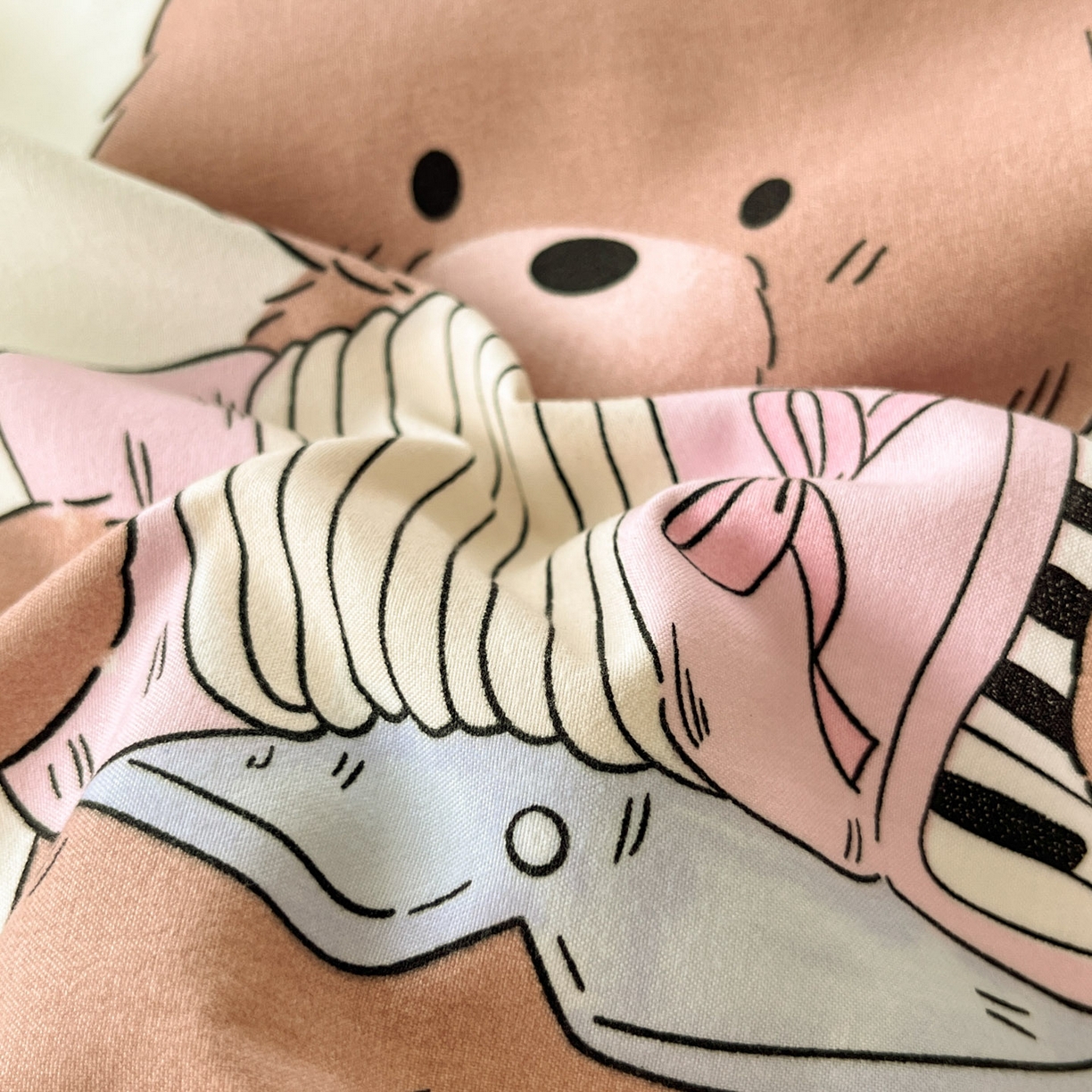 91家纺网 家纺一手货源 找家纺 优承佳生活馆 2026新款洛丽塔风水洗印花四件套学生三件套单被套系列 音乐鉴赏