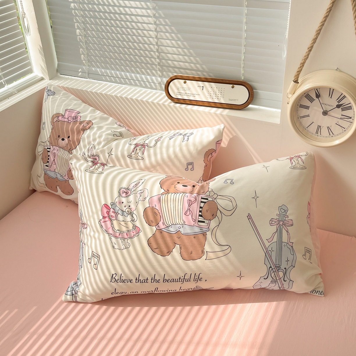 91家纺网 家纺一手货源 找家纺 优承佳生活馆 2026新款洛丽塔风水洗印花四件套学生三件套单被套系列 音乐鉴赏