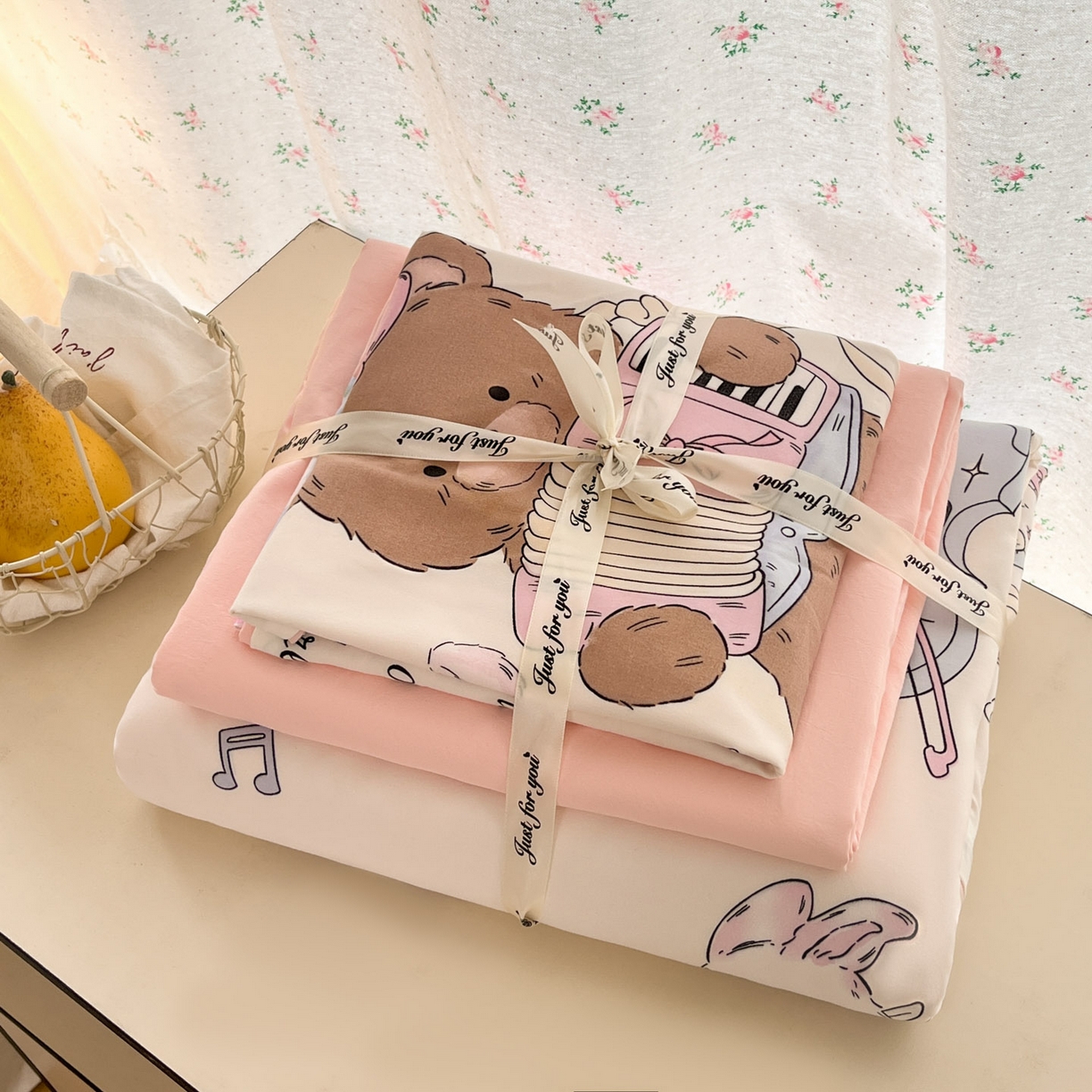 91家纺网 家纺一手货源 找家纺 优承佳生活馆 2026新款洛丽塔风水洗印花四件套学生三件套单被套系列 音乐鉴赏