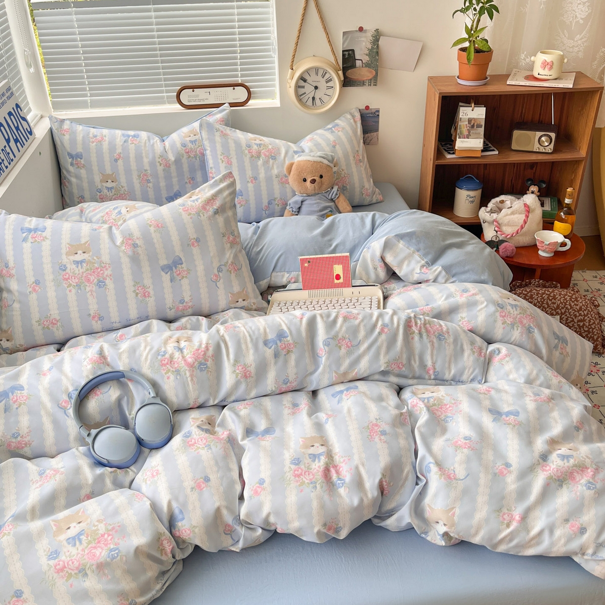 91家纺网 家纺一手货源 找家纺 优承佳生活馆 2026新款洛丽塔风水洗印花四件套学生三件套单被套系列 优雅小猫