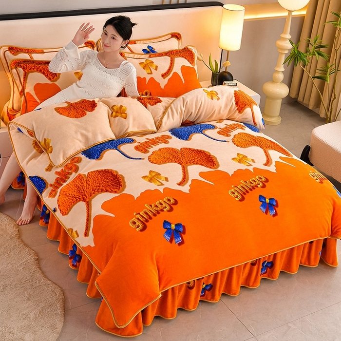 91家纺网 家纺一手货源 找家纺 （总） 妮恒美 2025新款牛奶绒印花床裙款四件套法莱绒四件套珊瑚金貂绒四件套