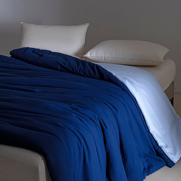 91家纺网 家纺一手货源 找家纺 （总）卡芙芯类馆 2025新款深睡蓝二合一控温被子母被 被子被芯