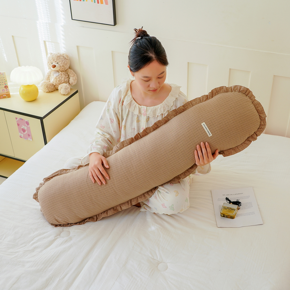 蔻眠 全棉花边款长抱枕枕夹腿抱枕长枕芯孕妇抱枕枕头 花边抱枕-咖色