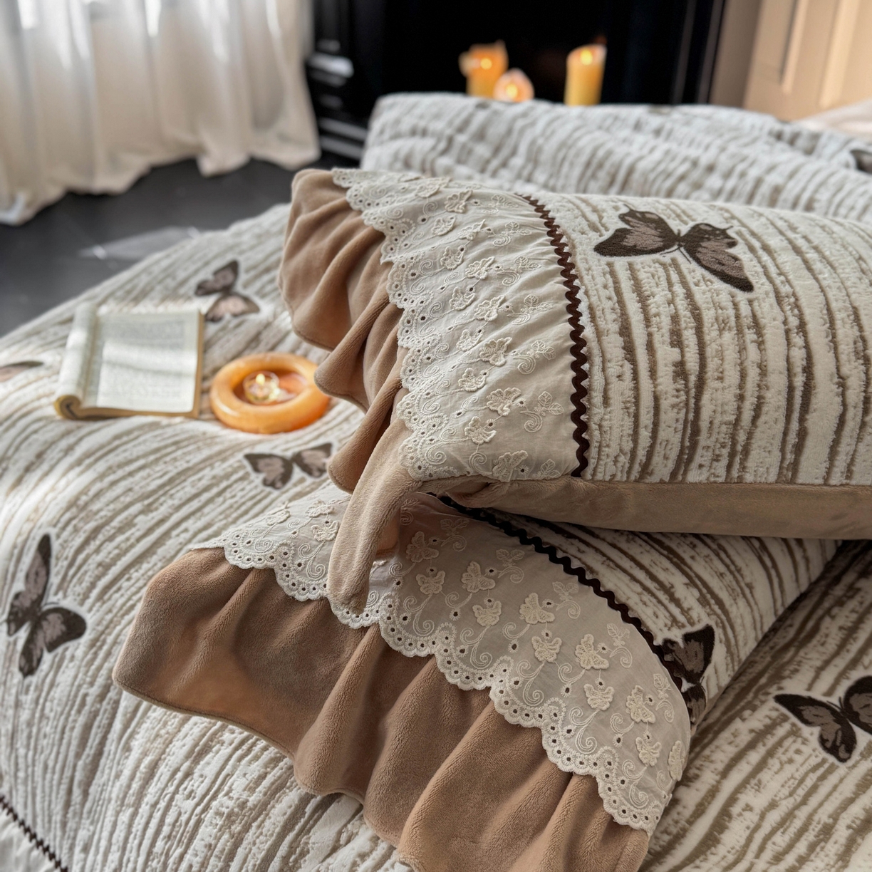 91家纺网 家纺一手货源 找家纺 （总）凯儿家纺 2025新款全消光牛奶绒法式公主风花边工艺款四件套-捕梦