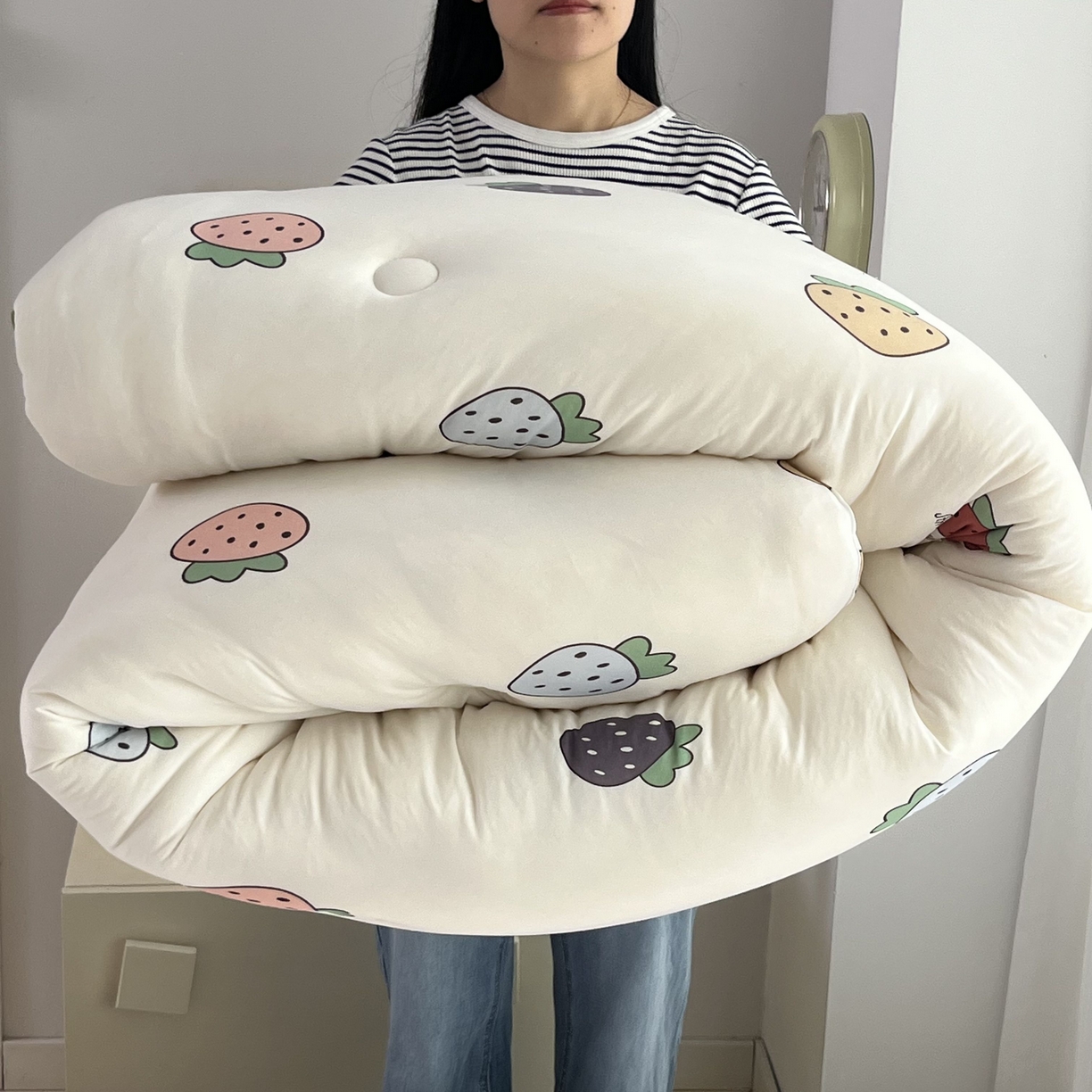 91家纺网 家纺一手货源 找家纺 （总）小叮当家纺仓储工厂店 2026新款（全花型全花型大货 不断货）宝宝被子豆豆绒牛奶针织棉被子儿童被子豆豆被大豆被春秋被秋冬被