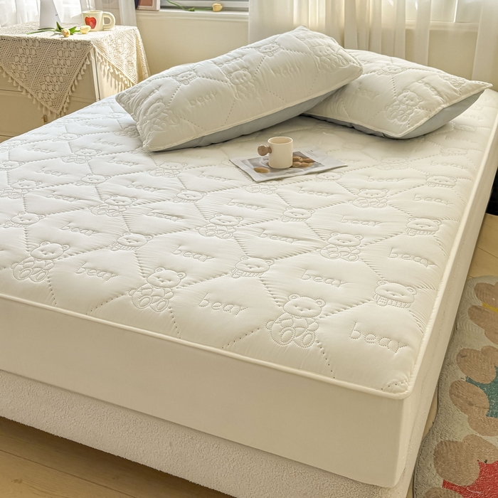 91家纺网 家纺一手货源 找家纺 （总）LIFE.丽芙 2025新款磨毛单件超声波小熊夹棉床笠三件套