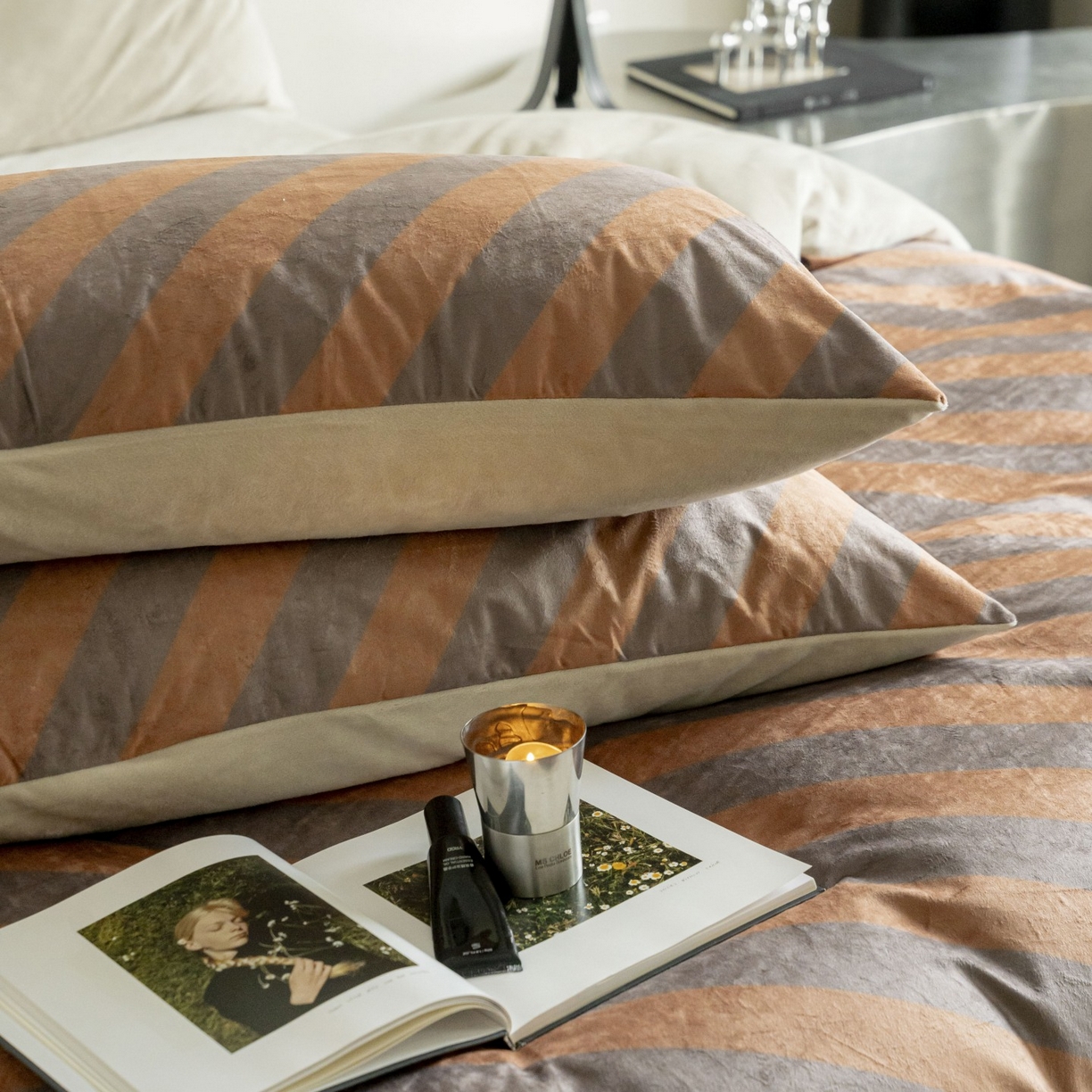 91家纺网 家纺一手货源 找家纺 （总）ONE TWO ONE 121 2025新款轻奢新法式德芙绒宝宝绒婴儿绒短毛绒牛奶绒四件套床单被套-斑驳与咖