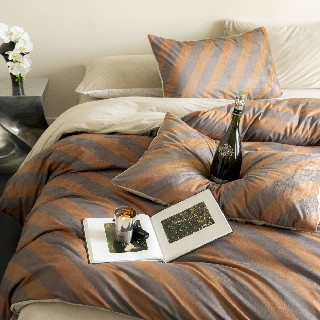 91家纺网 家纺一手货源 找家纺 （总）ONE TWO ONE 121 2025新款轻奢新法式德芙绒宝宝绒婴儿绒短毛绒牛奶绒四件套床单被套-斑驳与咖