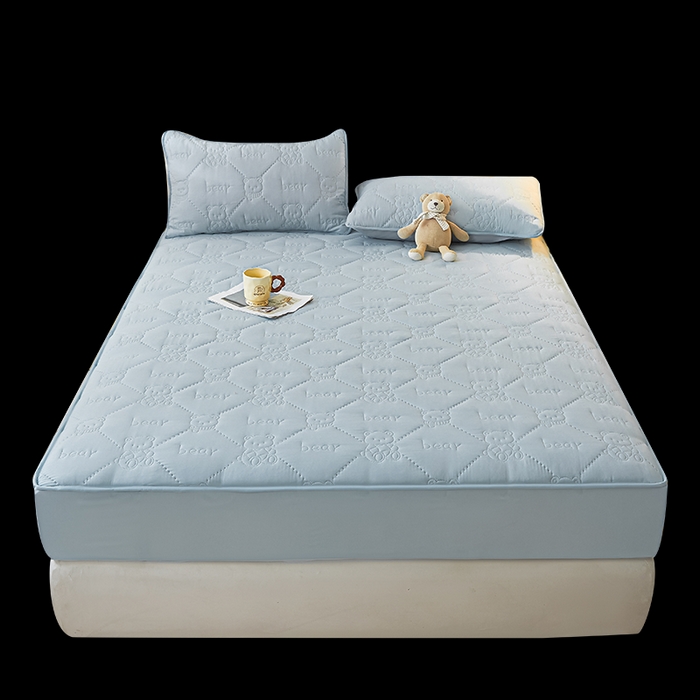 91家纺网 家纺一手货源 找家纺 LIFE.丽芙 2025新款磨毛单件超声波小熊夹棉防水床笠三件套 小熊防水夹棉床笠-海青