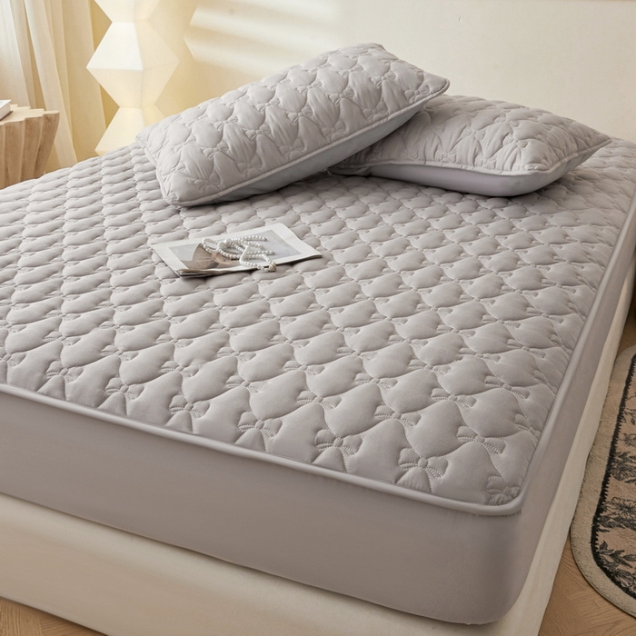 91家纺网 家纺一手货源 找家纺 LIFE.丽芙 2025新款水洗原棉单件蝴蝶结绗缝夹棉床笠三件套 蝴蝶结床笠-山灰