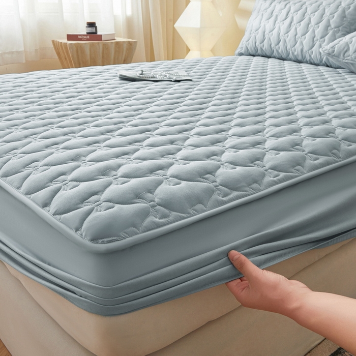 91家纺网 家纺一手货源 找家纺 LIFE.丽芙 2025新款水洗原棉单件蝴蝶结绗缝夹棉床笠三件套 蝴蝶结床笠-海青