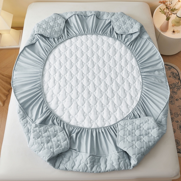 91家纺网 家纺一手货源 找家纺 LIFE.丽芙 2025新款水洗原棉单件蝴蝶结绗缝夹棉床笠三件套 蝴蝶结床笠-海青