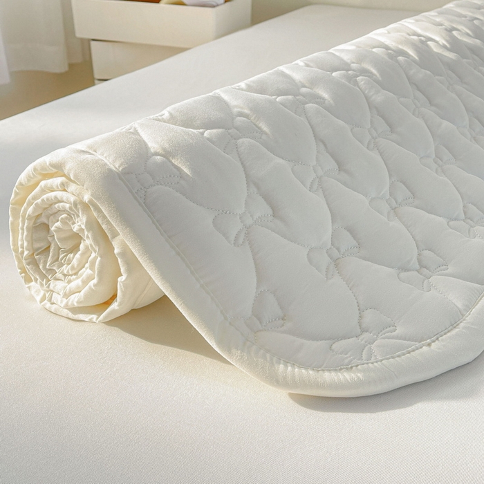 91家纺网 家纺一手货源 找家纺 （总）LIFE.丽芙 2025新款水洗原棉单件蝴蝶结绗缝夹棉床褥垫子三件套