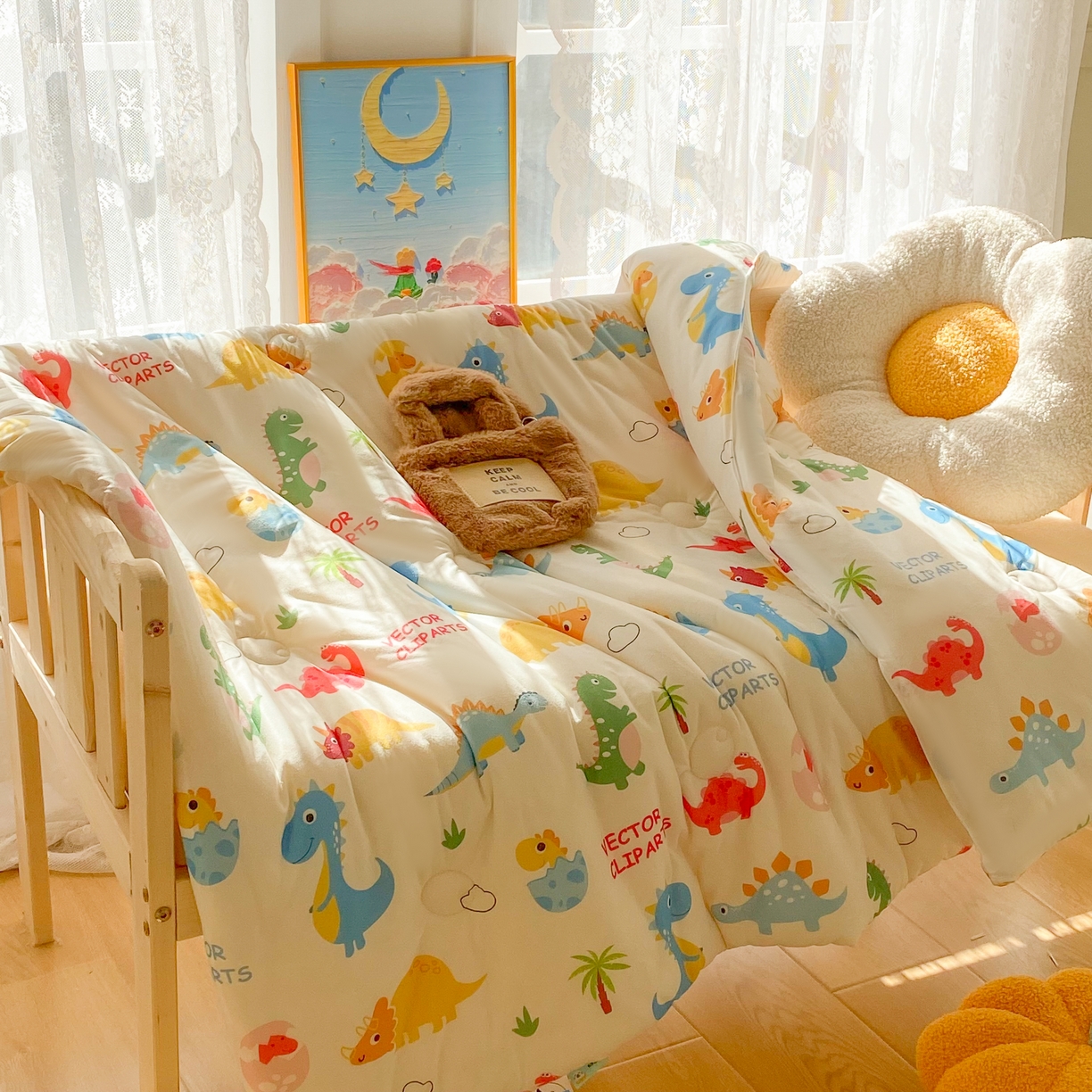 91家纺网 家纺一手货源 找家纺 小叮当家纺仓储工厂店 2026新款（全花型全花型大货 不断货）宝宝被子豆豆绒牛奶针织棉被子儿童被子豆豆被大豆被春秋被秋冬被 牛奶针织被-恐龙萌游记