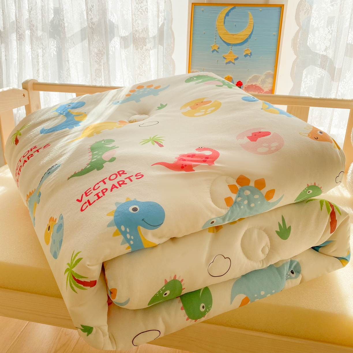 91家纺网 家纺一手货源 找家纺 小叮当家纺仓储工厂店 2026新款（全花型全花型大货 不断货）宝宝被子豆豆绒牛奶针织棉被子儿童被子豆豆被大豆被春秋被秋冬被 牛奶针织被-恐龙萌游记