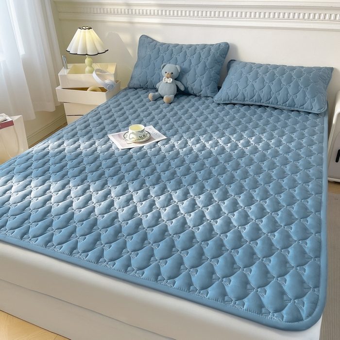 91家纺网 家纺一手货源 找家纺 （总）LIFE.丽芙 2025新款水洗原棉单件蝴蝶结绗缝夹棉床褥垫子三件套